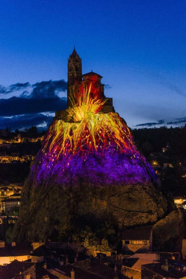 Studio - Baignoire - Pret De Vtt - Lave Linge Le Puy-en-Velay Luaran gambar